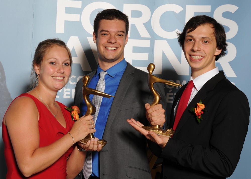 Farah Lizotte (personnalit&eacute; par excellence), David Bureau et Guillaume Lalibert&eacute; de Daretheweb (Entrepreneuriat, affaires et vie &eacute;conomique) ont remport&eacute; les grands honneurs au gala Forces AVENIR 2013.