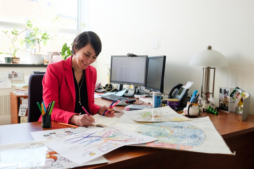 La professeure Chantale Beaucher s'int&eacute;resse depuis longtemps aux cartes mentales. Elle est d'ailleurs la seule chercheuse universitaire au Qu&eacute;bec &agrave; mener des recherches sur le sujet.