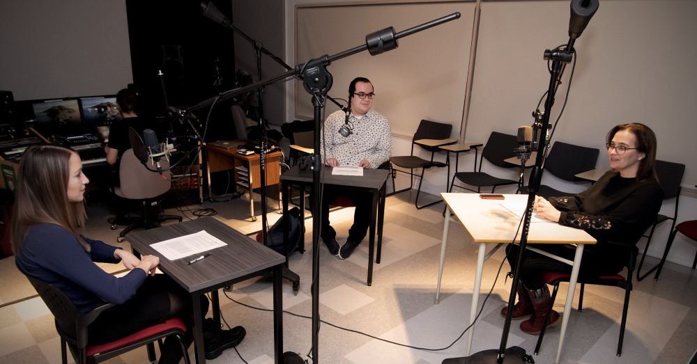 Dans le premier &eacute;pisode, &laquo;&nbsp;H&eacute;riter d'un grand manoir&nbsp;: les 40 ans du GR&Eacute;LQ&nbsp;&raquo;, Karol'Ann Boivin et Maxime Bolduc, qui animent ce balado, rencontrent la professeure Marie-Pier Luneau, directrice du GR&Eacute;LQ. 