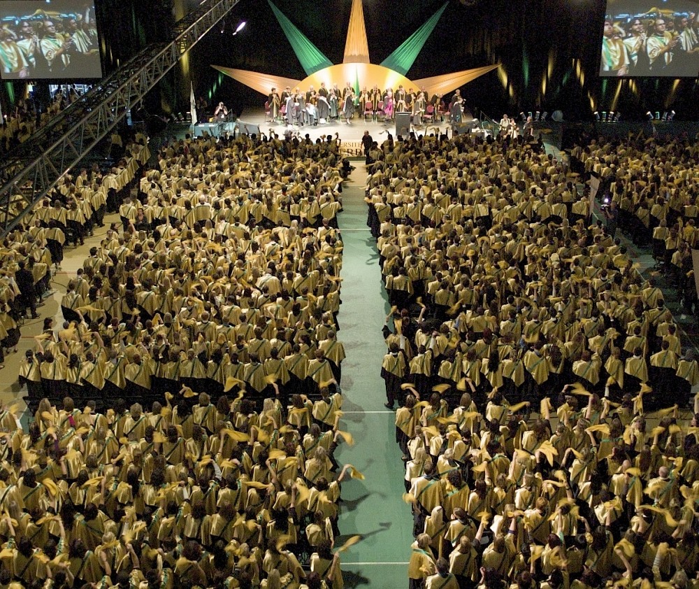 Solennelle, &eacute;mouvante et festive, la collation des grades promet des moments inspirants aux dipl&ocirc;m&eacute;es et dipl&ocirc;m&eacute;s, ainsi qu&rsquo;&agrave; leurs proches.