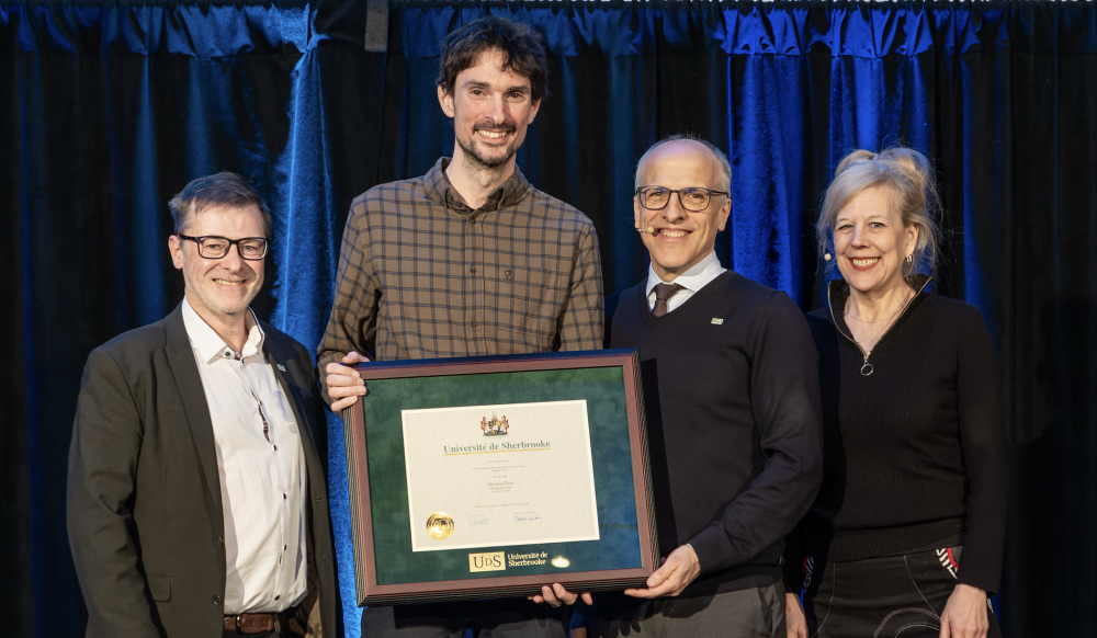 Maxime Dion receiving his award alongside the Dean of the Faculty of Science, Armand Soldera, the Rector of the Universit&eacute; de Sherbrooke, Pierre Cossette, and the Vice-Rector for Academic Affairs and International Relations, Christine Hudon