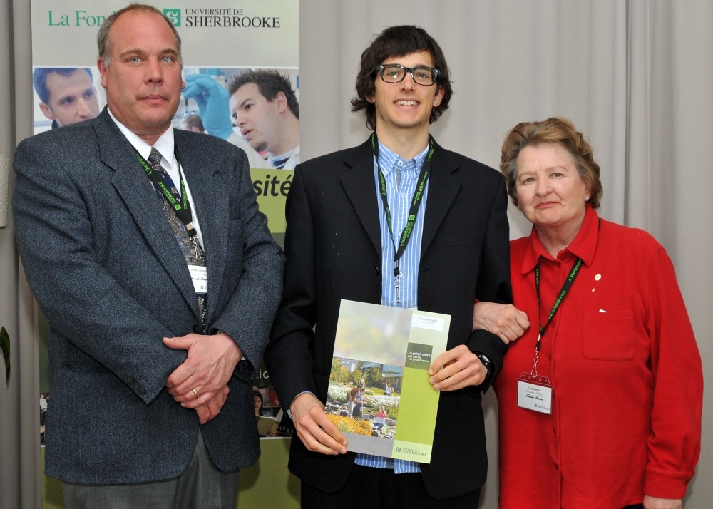 Laurent Fradette recevnat sa bourse de la famille Stearns
