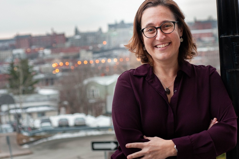 La professeure Genevi&egrave;ve Petit