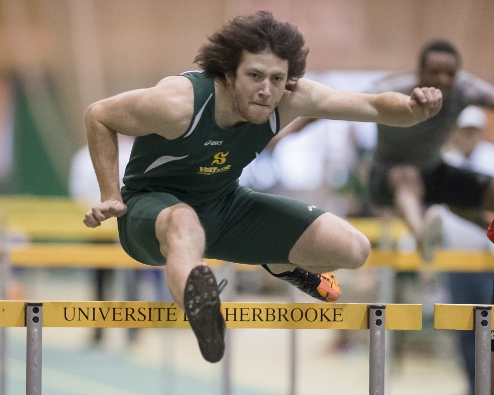 Yann Thibaudier est le m&eacute;daill&eacute; d'or du Championnat provincial universitaire des &eacute;preuves combin&eacute;es 2013-2014.