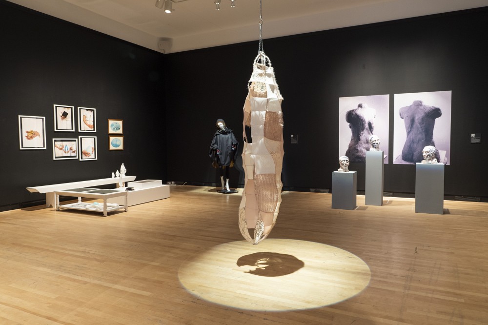 Exposition &eacute;tudiante &agrave; la Galerie d'art Antoine-Sirois.