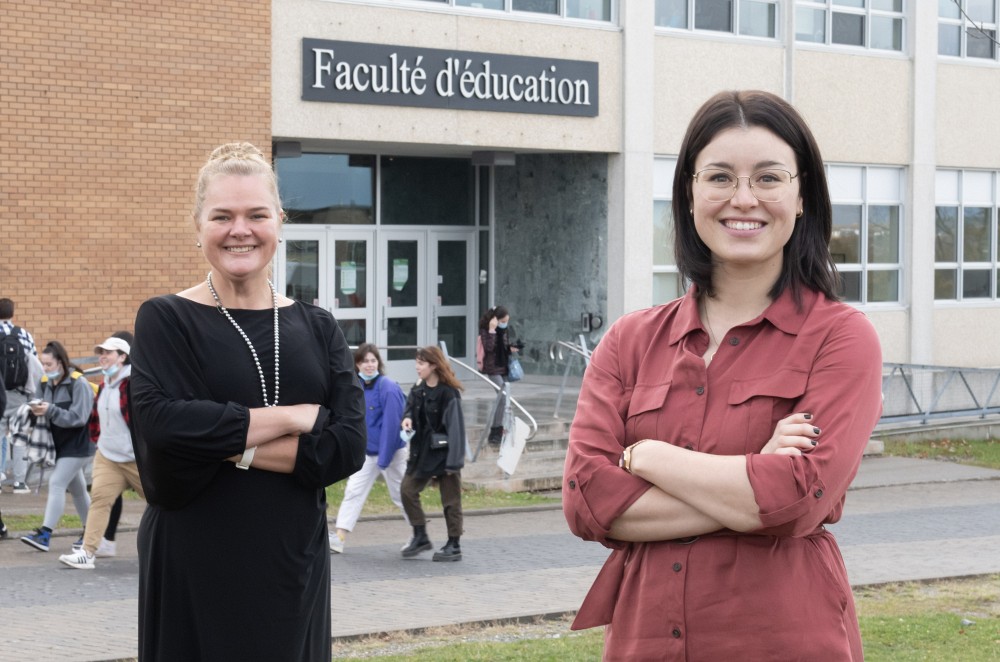 Anne Lessard, doyenne de la Facult&eacute; d'&eacute;ducation accompagn&eacute;e de Gabrielle Dubois, gestionnaire en philanthropie.