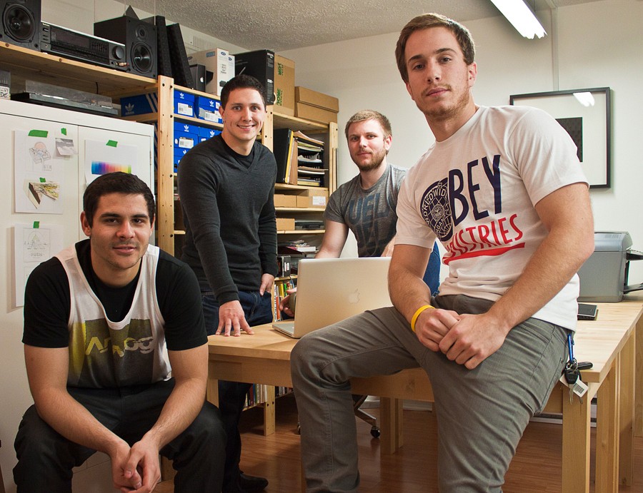 L'&eacute;quipe Brico, Mathieu Allaire, Charles Valli&egrave;res, David Bilodeau et Samuel Roy