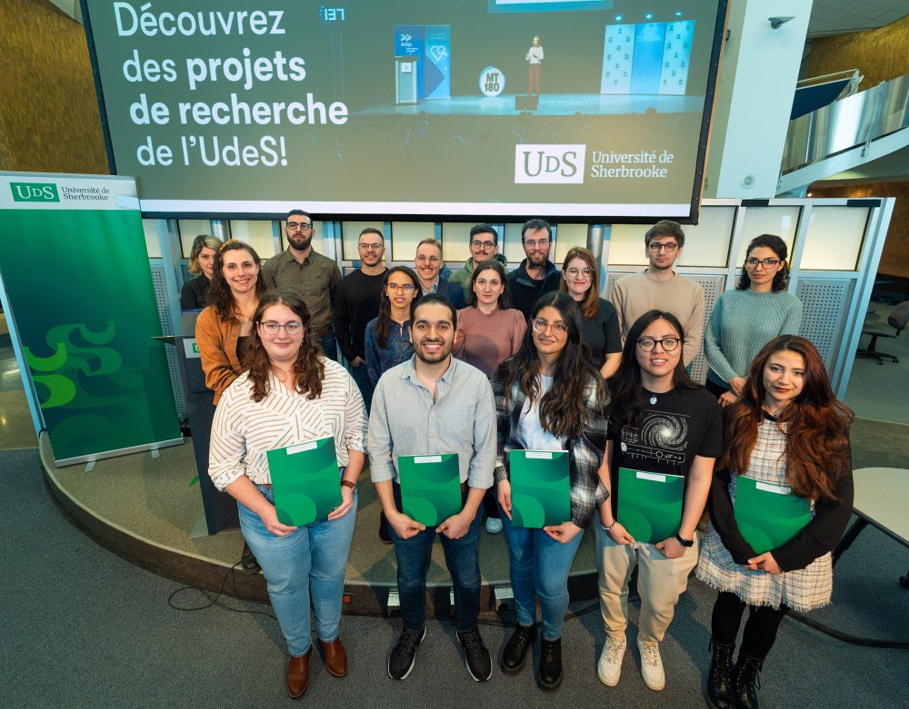 Les doctorantes et doctorants ayant particip&eacute; aux finales internes 2024 des concours de vulgarisation scientifique&nbsp;Ma th&egrave;se en 180&nbsp;secondes&nbsp;et&nbsp;Three Minute Thesis