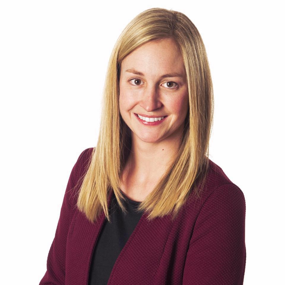 Annie Paquette (BAA et MBA, cheminement pour cadres en exercice), directrice adjointe chezPasquier, tout en fra&icirc;cheur!