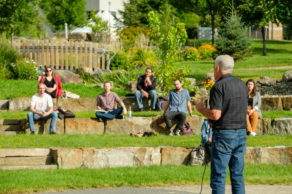 L&rsquo;Ab&eacute;naquis Michel Durand-Nolet a donn&eacute; une conf&eacute;rence sur les usages autochtones des plantes m&eacute;dicinales.