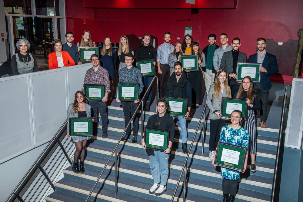 Laur&eacute;ates et laur&eacute;ats de l'&eacute;dition 2022 au Centre culturel.