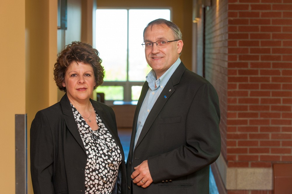 Sylvie Berthelot et Michel Coulmont, professeurs au D&eacute;partement de sciences comptables de l'&Eacute;cole de gestion