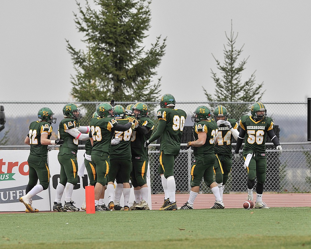 L'&eacute;quipe de football Vert&nbsp;&&nbsp;Or entreprendra sa saison&nbsp;2011 durant la semaine du 3&nbsp;septembre.