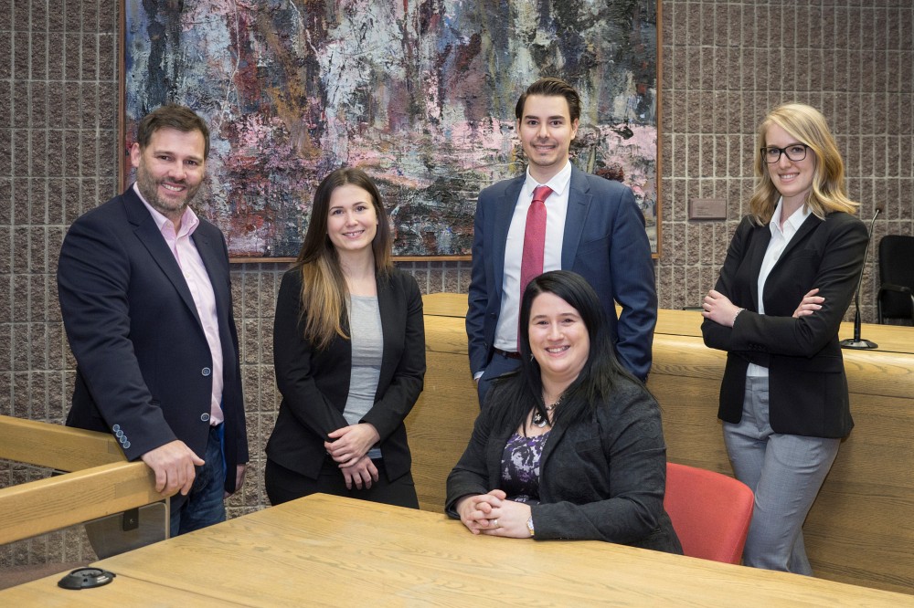 Luc Grenon, Caroline Berthelet, Philippe Blais, Klo&eacute; S&eacute;vigny et Caroline Proulx.