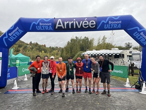 De gauche &agrave; droite: Seira Fortin-Suzuki; Maxim Chaput; Marie-Christine Morin; F&eacute;lix Berrigan; William Lemieux; Sara Champagne; Sylvain Turcotte; Jasmine Paquin; Hugo Parent-Roberge.