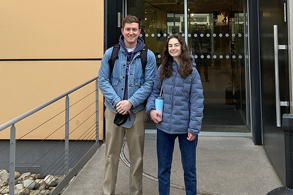 Fran&ccedil;ois Caldwell et Audrey Tremblay et&nbsp; se sont retrouv&eacute;s &agrave; parcourir la politique coloniale au Sahara et au Sahel. Leur exploration s&rsquo;est faite &agrave; travers des recherches dans les archives coloniales fran&ccedil;aises.