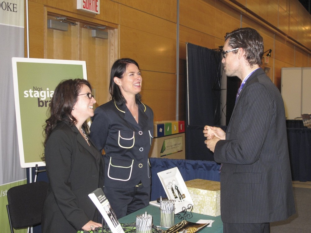 Le kiosque de la Facult&eacute; de droit et du SSP lors du Congr&egrave;s 2012.