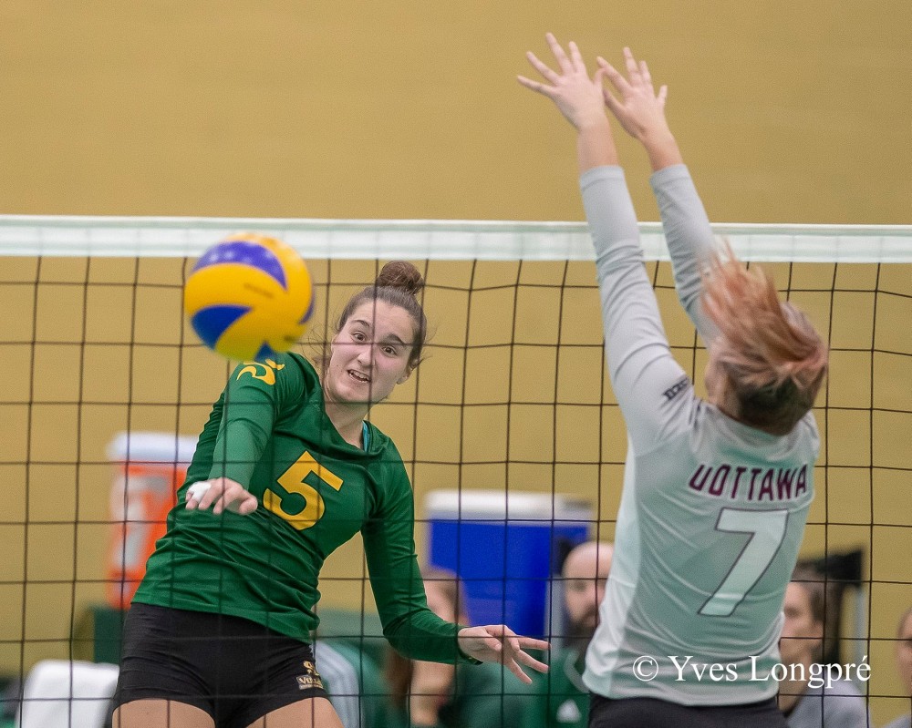 Photo : Yves Longpr&eacute;