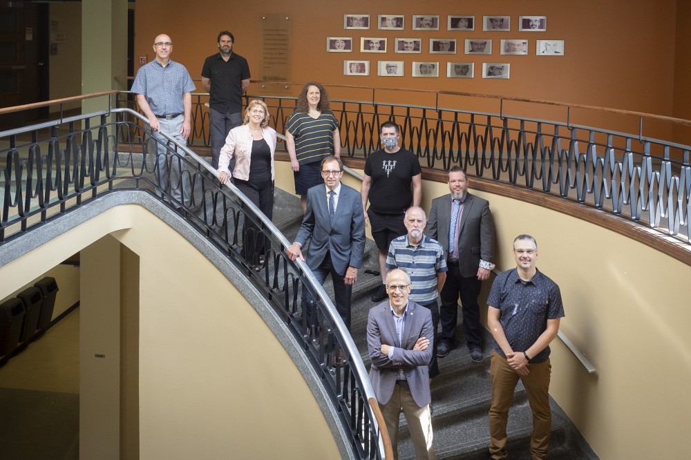 ​Les 10 signataires de la convention UdeS-SCCCUS