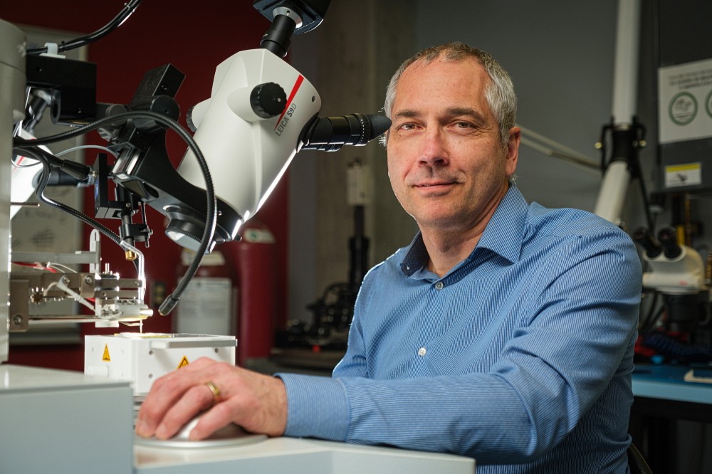 Le professeur R&eacute;jean Fontaine&nbsp;oriente depuis quelques ann&eacute;es son expertise vers des projets de recherche destin&eacute;s au d&eacute;veloppement de nouveaux traitements pour des maladies neurologiques.