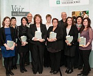 De gauche &agrave; droite,&nbsp;quelques auteurs pr&eacute;sents lors du lancement: Johanne Paquin, Angela Mastracci, Nathalie Martin, Christian Barrette, Julie Lyne Leroux, Raymonde Gosselin, Nicole Bizier, Luc Desautels, Silvie Lussier, Lina Martel et Agathe Richard.
