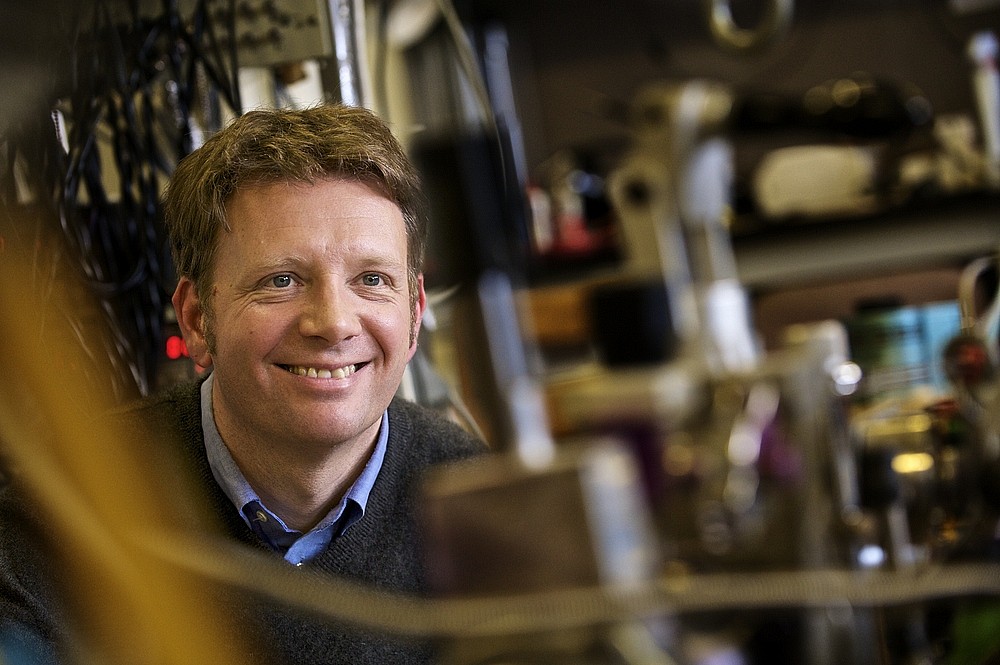 Bertrand Reulet, titulaire de la Chaire d'excellence en recherche du Canada sur le traitement de signaux quantiques