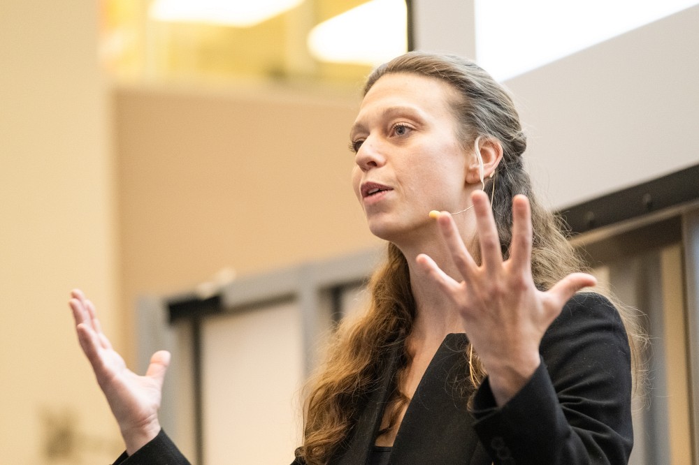 Andr&eacute;ane Le May, grande gagnante de la finale nationale du concours d'art oratoire D&eacute;lie ta langue!&nbsp;