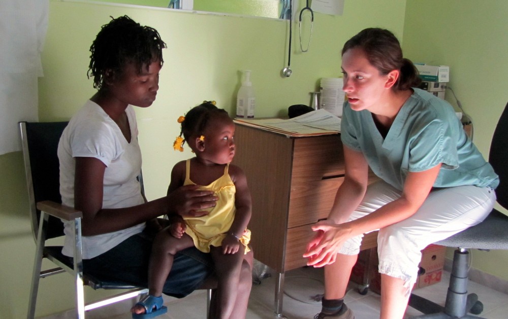 L'Universit&eacute; a d&eacute;pos&eacute; un m&eacute;moire dans le cadre des consultations sur l'Examen de l'aide internationale du Canada.