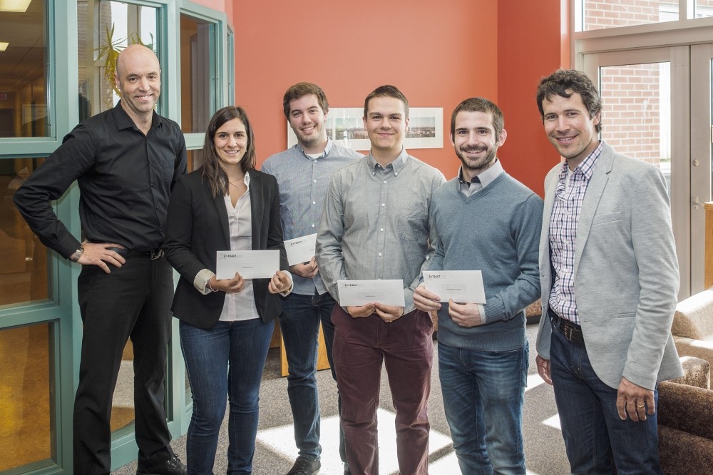 Christian Dupuis de chez Extract, Fr&eacute;d&eacute;rique Jean, Philippe Michaud, Antoine Ross, Jacques-&Eacute;tienne Paradis et Alexandre Meunier d'Extract recherche marketing. 