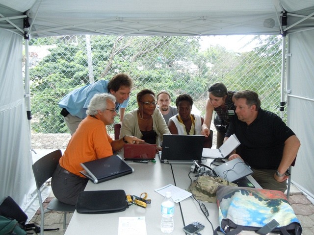 S&eacute;ance de travail r&eacute;unissant des intervenants des universit&eacute;s de Sherbrooke et de Quisqueya
