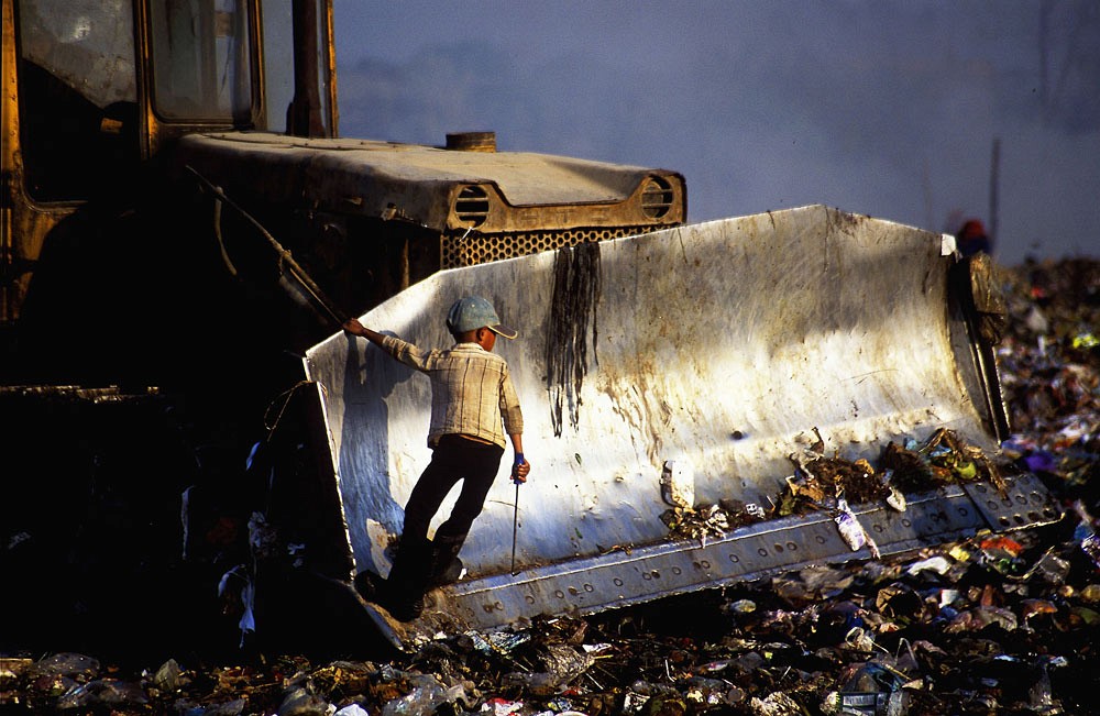 Une œuvre de l'exposition Mines d'ordures.
