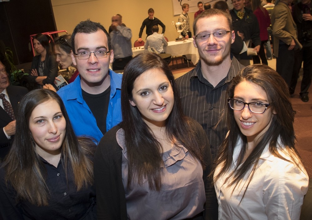 Cinq des six membres de la MCIS&nbsp;2014 qui se rend aux &Eacute;mirats Arabes Unis du 19&nbsp;ao&ucirc;t au 1er&nbsp;septembre.