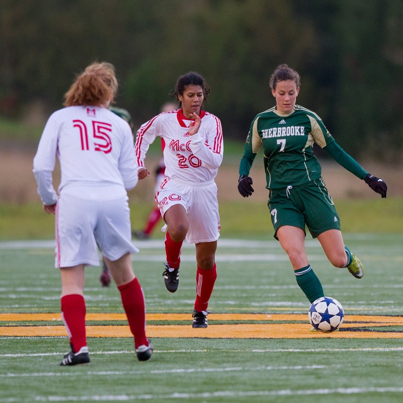 Laurence Dostie-Par&eacute; a marqu&eacute; le premier but du Vert&nbsp;&&nbsp;Or &agrave; la fin de la premi&egrave;re demie.