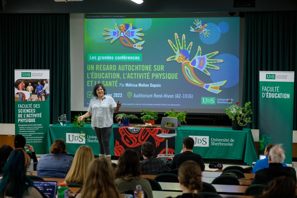 M&eacute;lissa Mollen Dupuis,&nbsp;animatrice, militante autochtone, environnementaliste, com&eacute;dienne et r&eacute;alisatrice&nbsp;