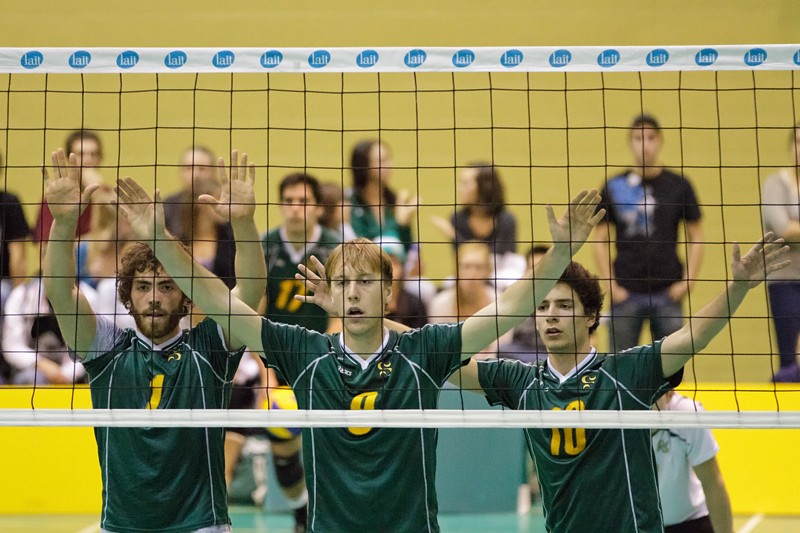 Les joueurs du Vert&nbsp;&&nbsp;Or ont &eacute;t&eacute; exp&eacute;ditifs dimanche apr&egrave;s-midi face aux Carabins de l'Universit&eacute; de Montr&eacute;al.