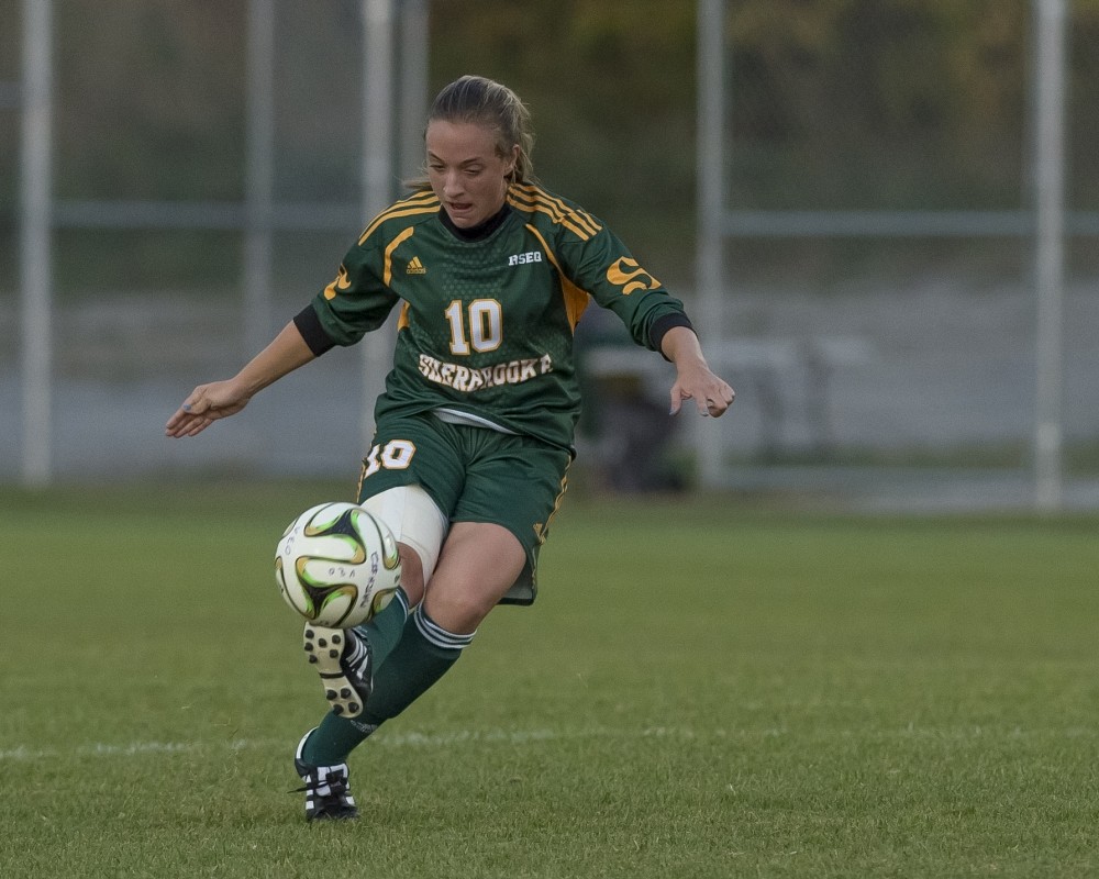 Audrey Lagarde a marqu&eacute; trois buts en deux matchs le week-end dernier, dans des gains faciles de 5-0 et 3-1 du Vert & Or.