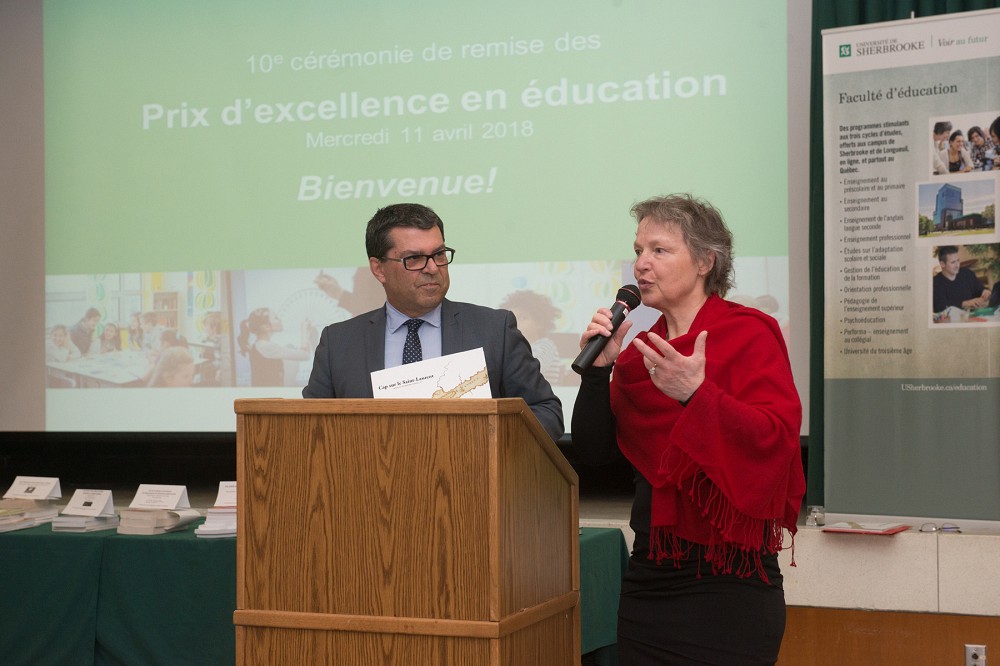 La c&eacute;r&eacute;monie &eacute;tait anim&eacute;e par le doyen de la Facult&eacute; d'&eacute;ducation, Pr Serge Striganuk, et par l'instigatrice des Prix d'excellence en &eacute;ducation, Pre H&eacute;l&egrave;ne Guy.
