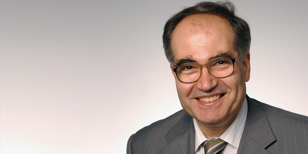 Le professeur&nbsp;Tamas F&uuml;l&ouml;p