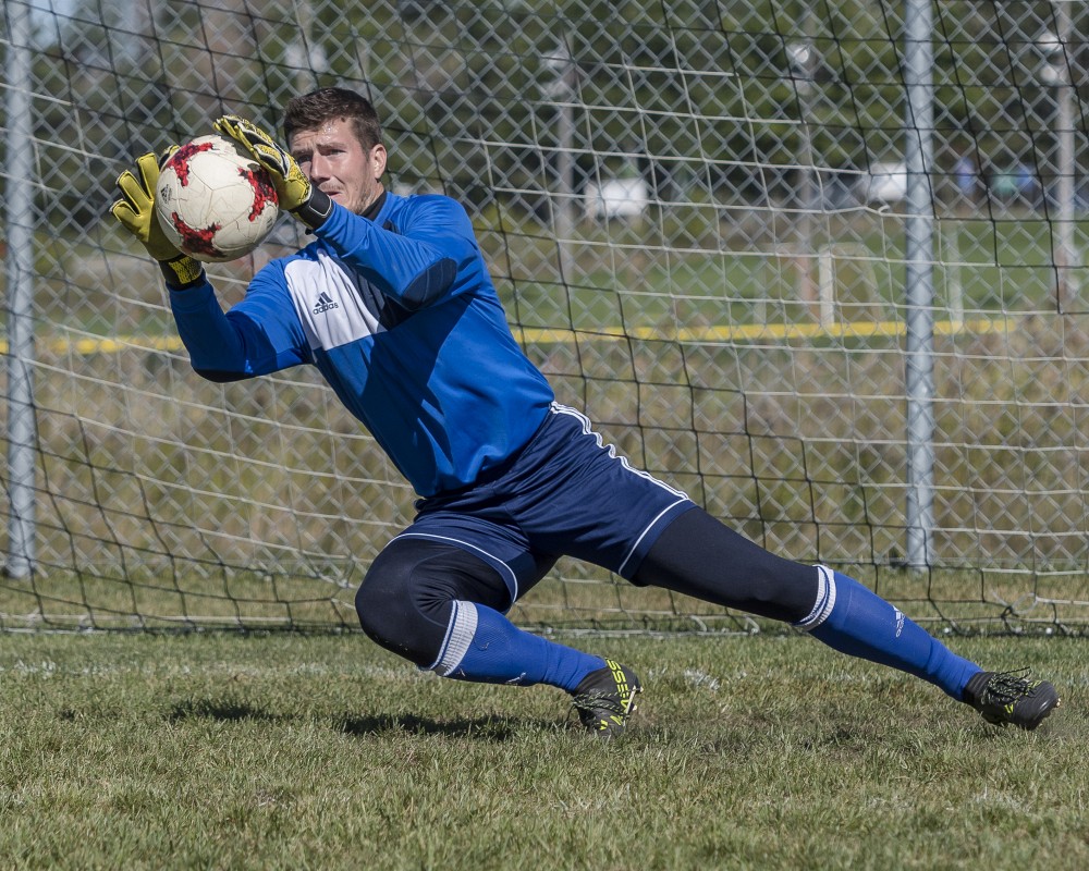 Dans la d&eacute;faite de dimanche contre les Stingers de Concordia, le v&eacute;t&eacute;ran et finissant Guillaume Proulx a &eacute;t&eacute; choisi le joueur du match dans le camp du Vert & Or.