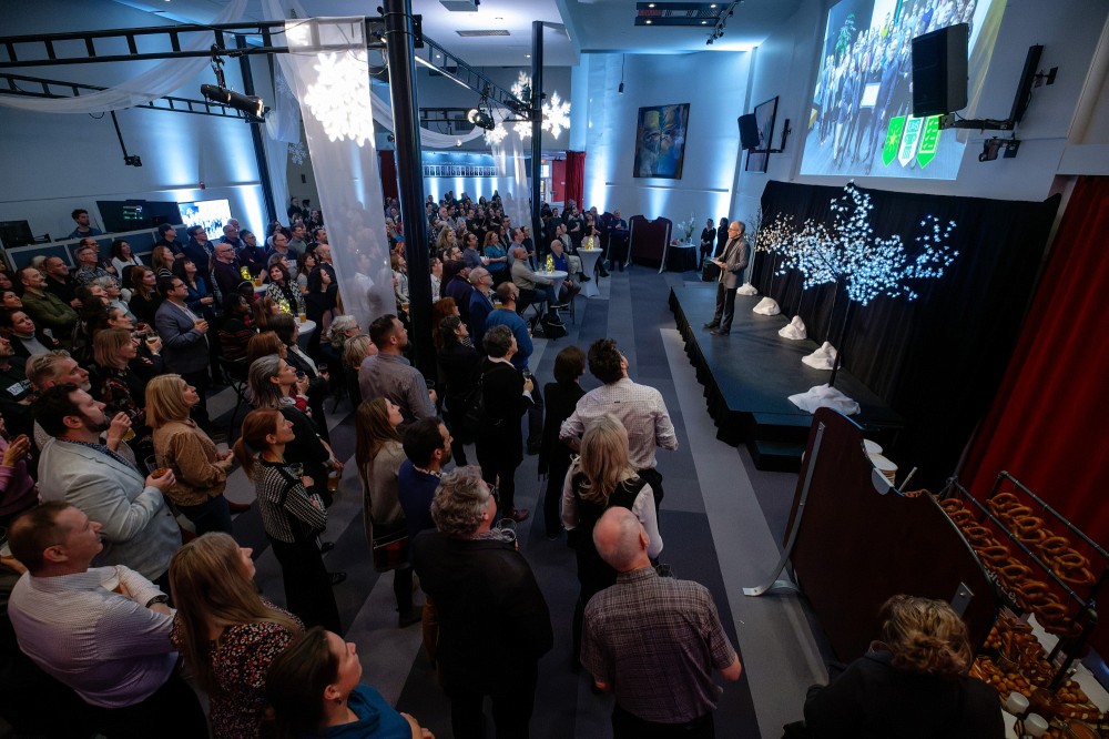 Bienvenue &agrave; la f&ecirc;te du Nouvel An 2025!