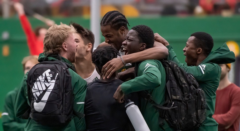 Photo : Yves Longpr&eacute;