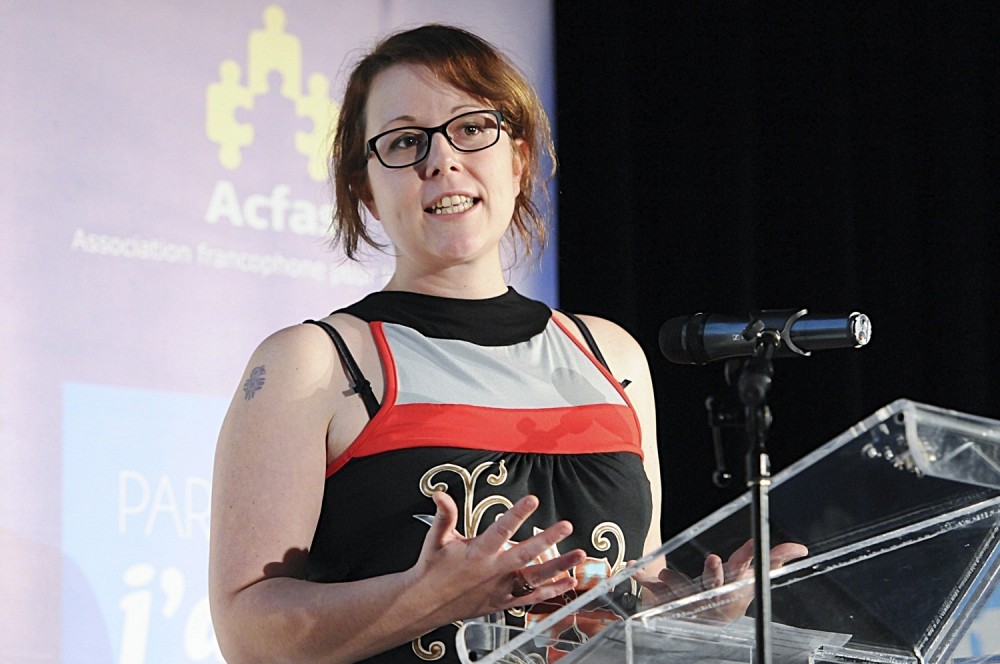 Marie-&Egrave;ve Andr&eacute;, &eacute;tudiante &agrave; la ma&icirc;trise en biologie, a remport&eacute; le Concours de vulgarisation de la recherche.