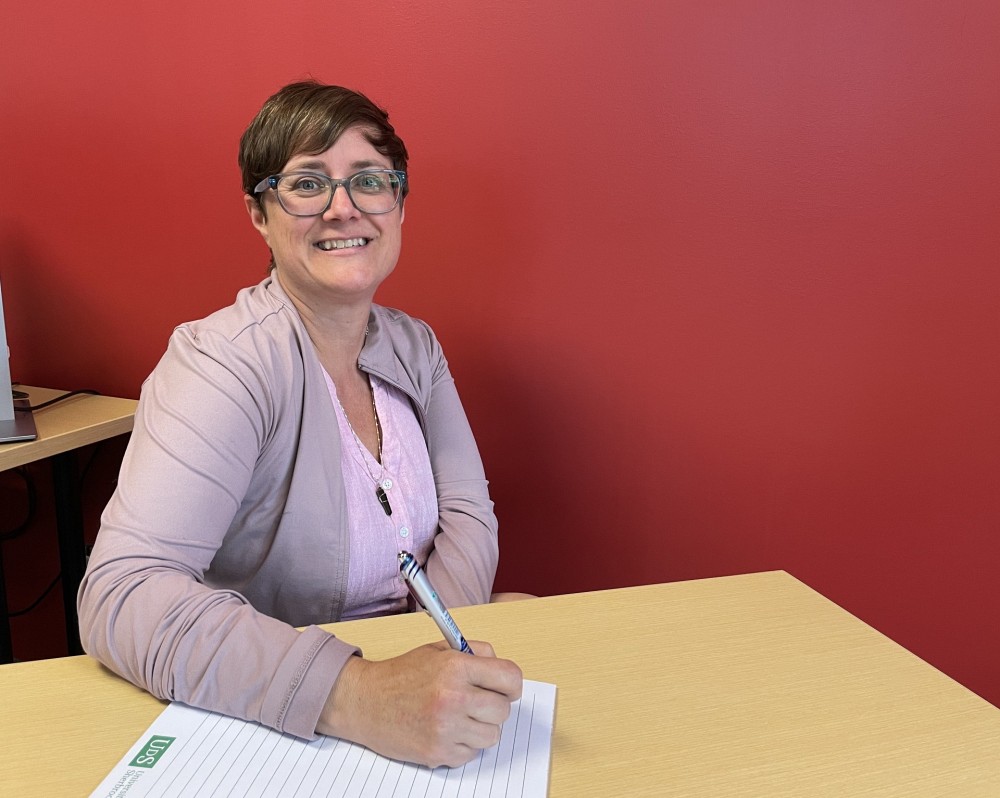 Jenny Dumont, technicienne en administration