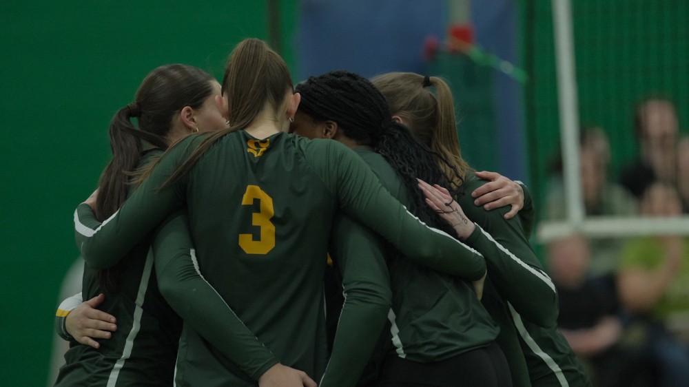 La saison du Vert & Or s'est termin&eacute;e dimanche apr&egrave;s-midi au Centre sportif de l'UdeS lors du troisi&egrave;me et dernier match de la demi-finale du RSEQ.