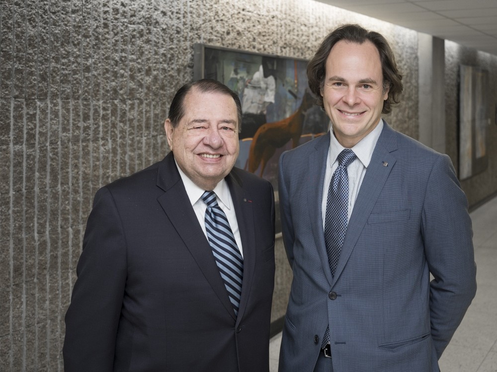 Le pr&eacute;sident d'honneur, Robert Normand, en compagnie du doyen, S&eacute;bastien Lebel-Grenier.