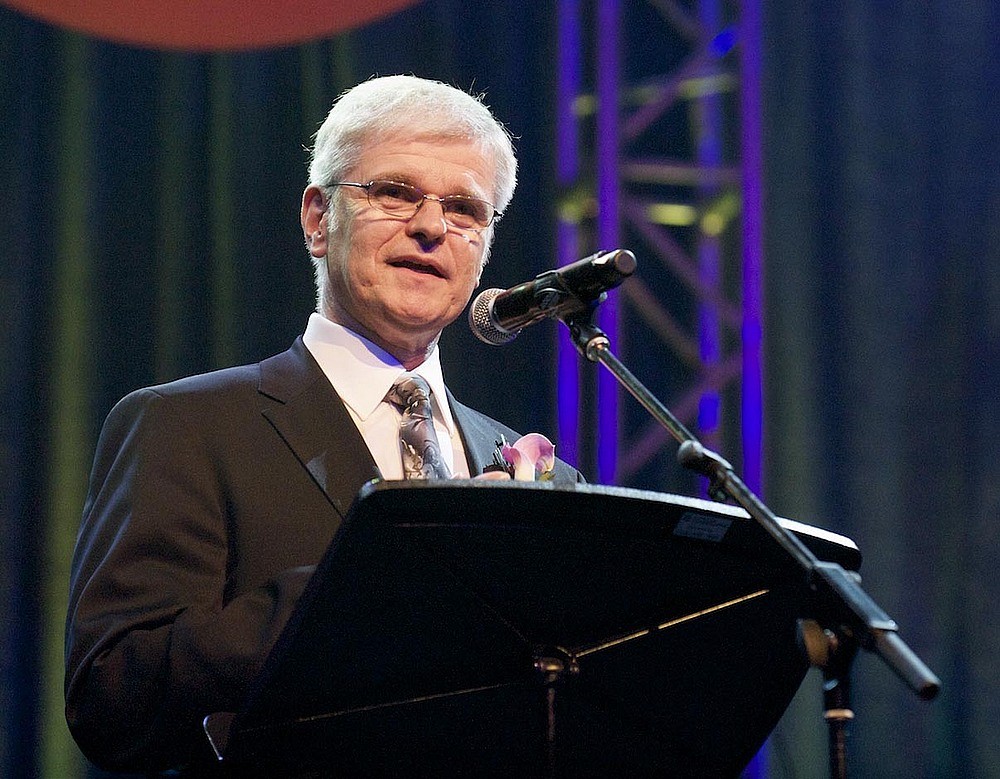 Denis Par&eacute;, grand ambassadeur 2011 de l'UdeS