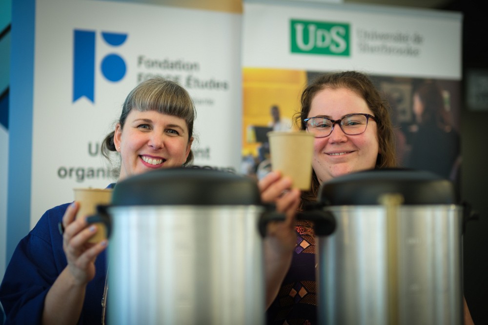 Chocolat chaud et tisanes r&eacute;confortantes attendaient les &eacute;tudiantes et &eacute;tudiants &agrave; l'occasion de la Journ&eacute;e de la rentr&eacute;e d'hiver.