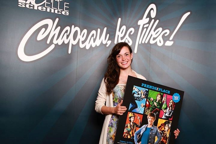 L'&eacute;tudiante Charlotte Smetanka&nbsp;est laur&eacute;ate du prix Excelle Science 2014-2015 au concours Chapeau, les filles!