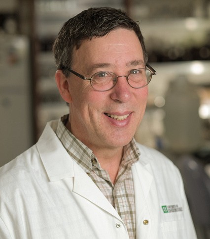 Le vice-recteur &agrave; la recherche et aux &eacute;tudes sup&eacute;rieures, Jean-Pierre Perreault, souhaite que l'UdeS devienne une institution exemplaire en mati&egrave;re d'EDI.