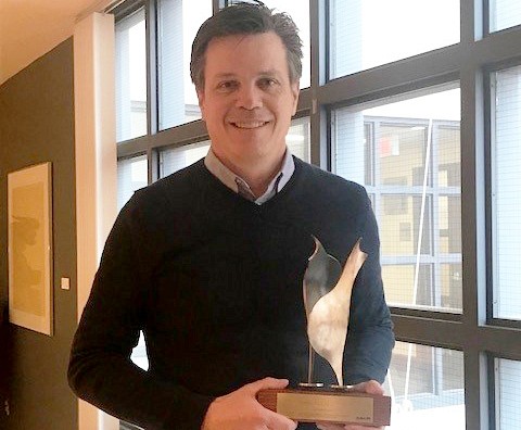 Le doyen de la Facult&eacute; de g&eacute;nie, le professeur Patrik Doucet, est laur&eacute;at du prix Th&eacute;r&egrave;se-Casgrain dans la cat&eacute;gorie Alli&eacute;, une distinction qui reconna&icirc;t son engagement concret dans la cause de la place des femmes.